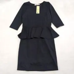 未使用品　ペプラムワンピース　M　ネイビー　オケージョン