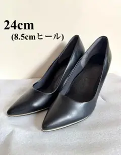 Item thumbnail for item 506bcb7d-99d0-46fc-be7b-289eaac14a02