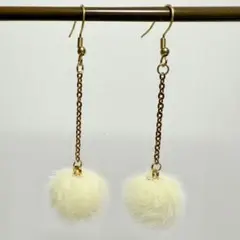 Item thumbnail for item 51fe9e0d-00d0-4279-99da-51e93a070b51