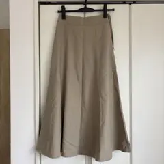 ベージュ フレアロングスカート
