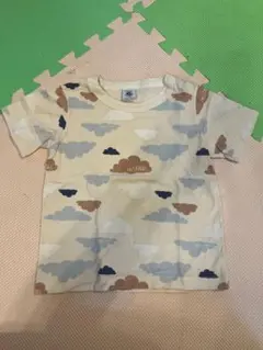 プチバトー　雲柄ベージュTシャツ