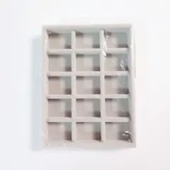 【無印良品】重なるアクリルケース用 ベロア内箱仕切り（格子）
