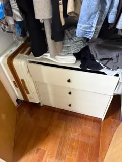 ikea　服 収納