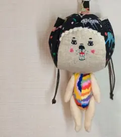 マーモットちゃん　頭巾着人形　顔刺繍　ぽっちゃり