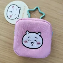 ちいかわ カラビナつき刺繍スクエアミニポーチ ちいかわ　プライズ品　ピンク