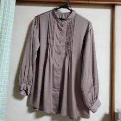 ikka ベージュ 長袖シャツ M