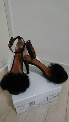 VICKY ヴィッキー ラビットファー ストラップサンダル サイズS BLACK