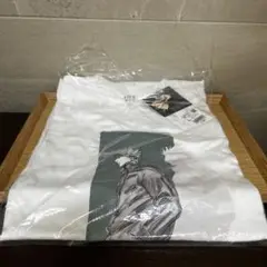 新品未使用　呪術廻戦　五条悟　UNIQLO（ユニクロ）　UT　L　完売品