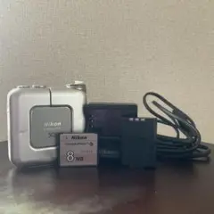 希少 名機 動作品 自撮り 平成レトロ Y2K Nikon coolpix SQ Nikon Coolpix SQ Compact Y2K Digital Camera – OHSOCULT Film
