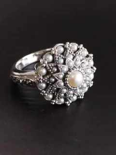 Item thumbnail for item 085b0109-19de-4d7c-937e-26d3e1783977