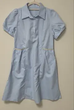 ナース服風水色 半袖ワンピース ビーズ装飾付き
