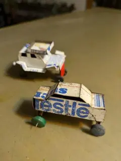 アフリカ　空き缶アート　オブジェ 自動車　Nestle
