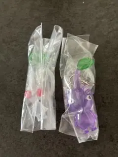 ピクミン　めじるしチャーム　紫　白