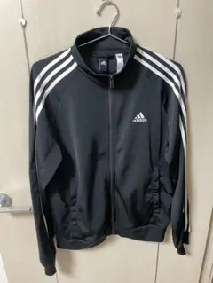 adidas トラックジャケット