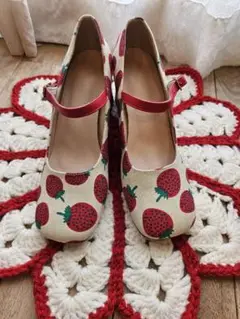 レトロポップ　いちご　パンプス ハイヒール　レトロ　24センチ
