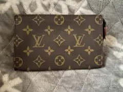 LOUIS VUITTON ポーチ