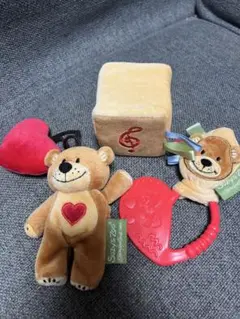【美品】スージーズー 五感キューブ　ラトル　歯固め　おもちゃセット