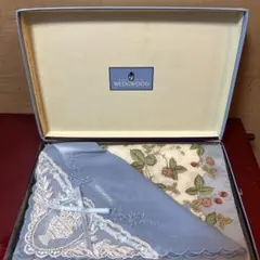 WEDGWOOD 花柄 レースエッジ ハンカチ