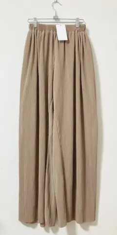 新品未使用 CICIBELLA　ワイド フレアパンツ マキシ丈　ベージュ　F