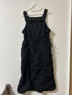 ブラック　サロペットワンピース　しまむら