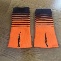 オレンジと黒の野球リストバンド　新庄モデル⁈