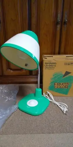 昭和レトロ　シャープ　テーブルライト電気スタンド　グリーン　フルーツカラー