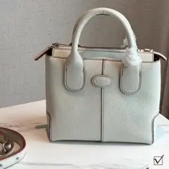 TOD'S ホワイト レザー ハンドバッグ