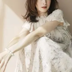 極美品✨INDEX マジョリカプリーツワンピース 25SS 花柄 フリルカラーM