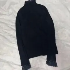レース付きタートルネックセーター（黒）
