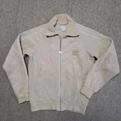 adidasベロアキルトジャケット