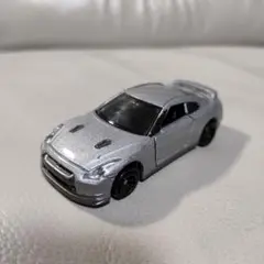 トミカ 日産 GT-R 廃版