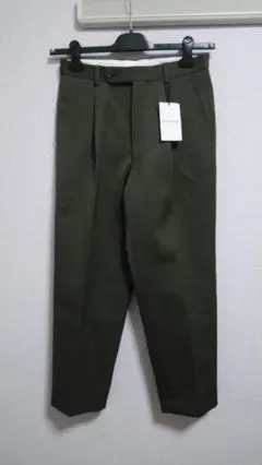 【新品タグ付き】MADISONBLUE マディソンブルー タックパンツ カーキ色