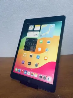 iPad 第7世代 10.2インチ 32GB Wi-Fi + セルラー