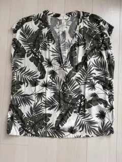 H&M ノースリーブトロピカルリーフ柄 ブラウス L