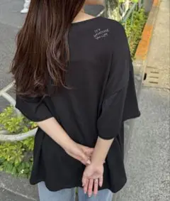 シアースラブワンポイント刺繍オーバー半袖Tee