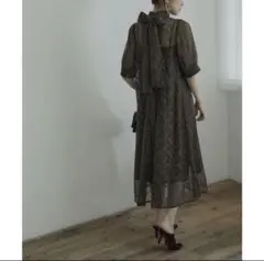 バック リボン パーティドレス