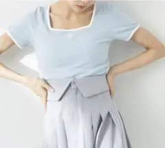 スクエアネックパフスリーブTEE