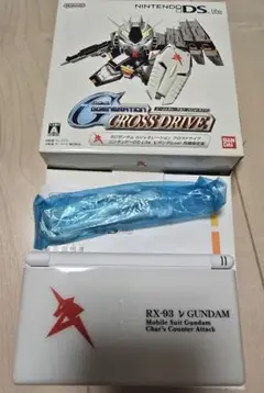WHITE - (本体)SDガンダム Gジェネレーション クロスドライブ ニンテンドーDS Lite(ライト) クリスタルホワイト vガンダムVer. 同梱限定版(USG-S-GWDJE) バンダイナムコゲームス SDガンダム Gジェネレーション CROSS DRIVE ニンテンドーDS Lite