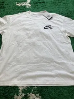 ナイキsb Tシャツ 未使用