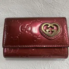 GUCCI グッチ ハートGG エナメル キーケース