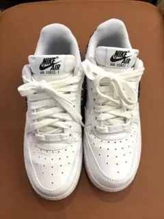Nike Air Force 1 ホワイト ペイズリー柄ブラック
