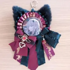 痛ロゼット ねこみみ 缶バッジ ワインレッド ブラック