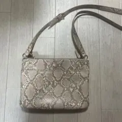 GU ヘビ柄パイソン柄ショルダーバッグ ベージュ系