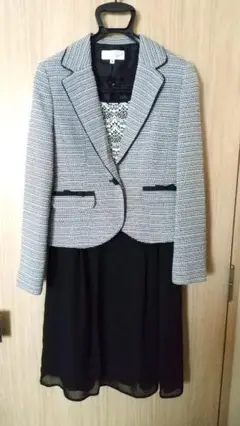 Item thumbnail for item db1dd5a7-2a8c-467a-b66b-4070b12301ec