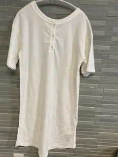 未使用　ロング丈　トップス　カットソー　半袖　　美品　レディース　夏服