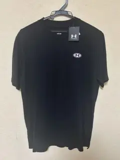 ☆新品☆アンダーアーマ　メンズ　Tシャツ　Sサイズ