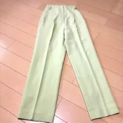 【リリーブラウン】ライトグリーン テーパードパンツ　サイズ0