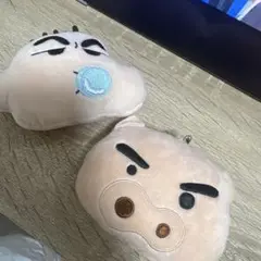 クレヨンしんちゃん　ぬいぐるみキーホルダー　2個セット