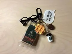 じゃらじゃらキーホルダー スタバと黒メガネ