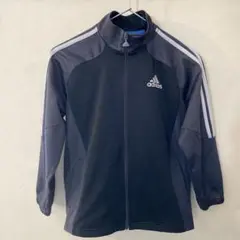 adidas 黒 ジャージ上140サイズ